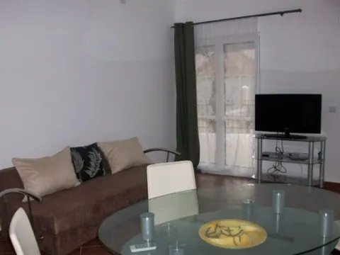 Prodaja, stan, 200m², Dobra Voda, Bar - image 4