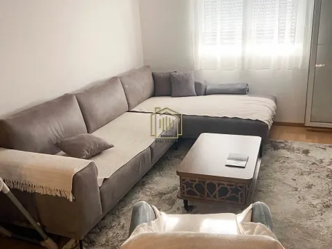Rent, one bedroom apartment, 45m², Pobrežje, Podgorica - image 8
