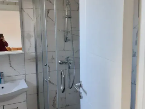 Izdavanje, jednosoban stan, 27m², Centar, Zlatibor - image 4