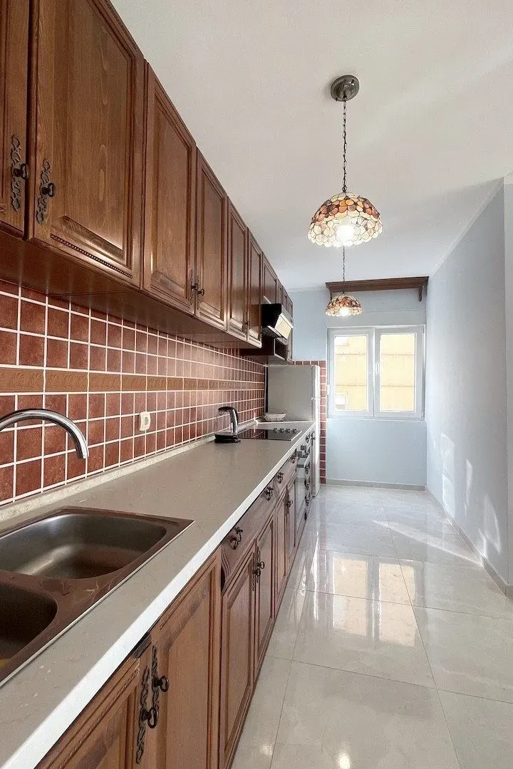Prodaja, trosoban stan, 138m², Lazi, Budva