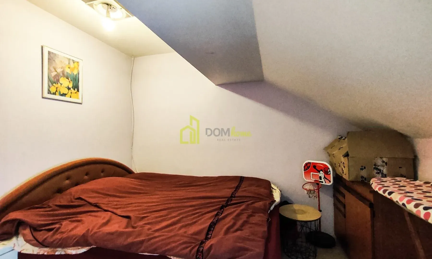 Prodaja, kuća, 250m², Tološi, Podgorica