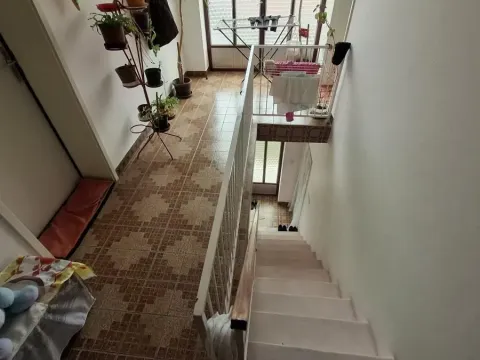 Sale, house, 199m², Kula, Srbija - image 17