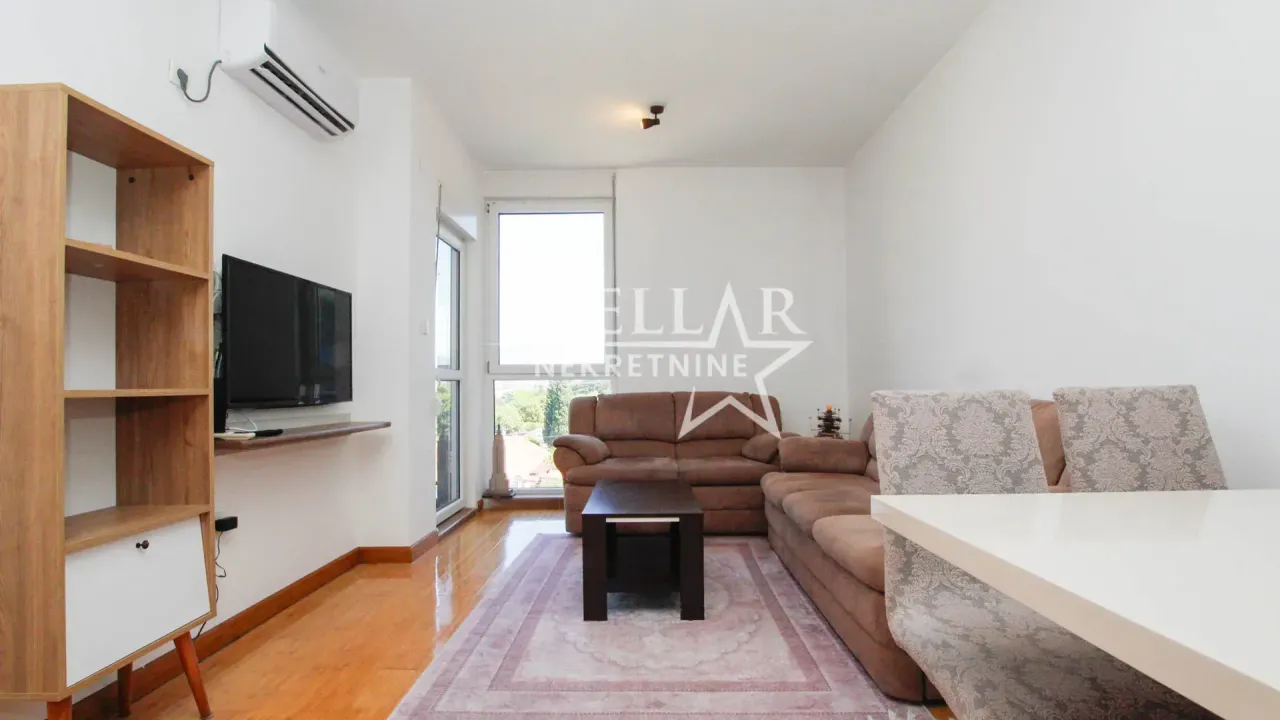 Prodaja, dvosoban stan, 64m², Pobrežje, Podgorica