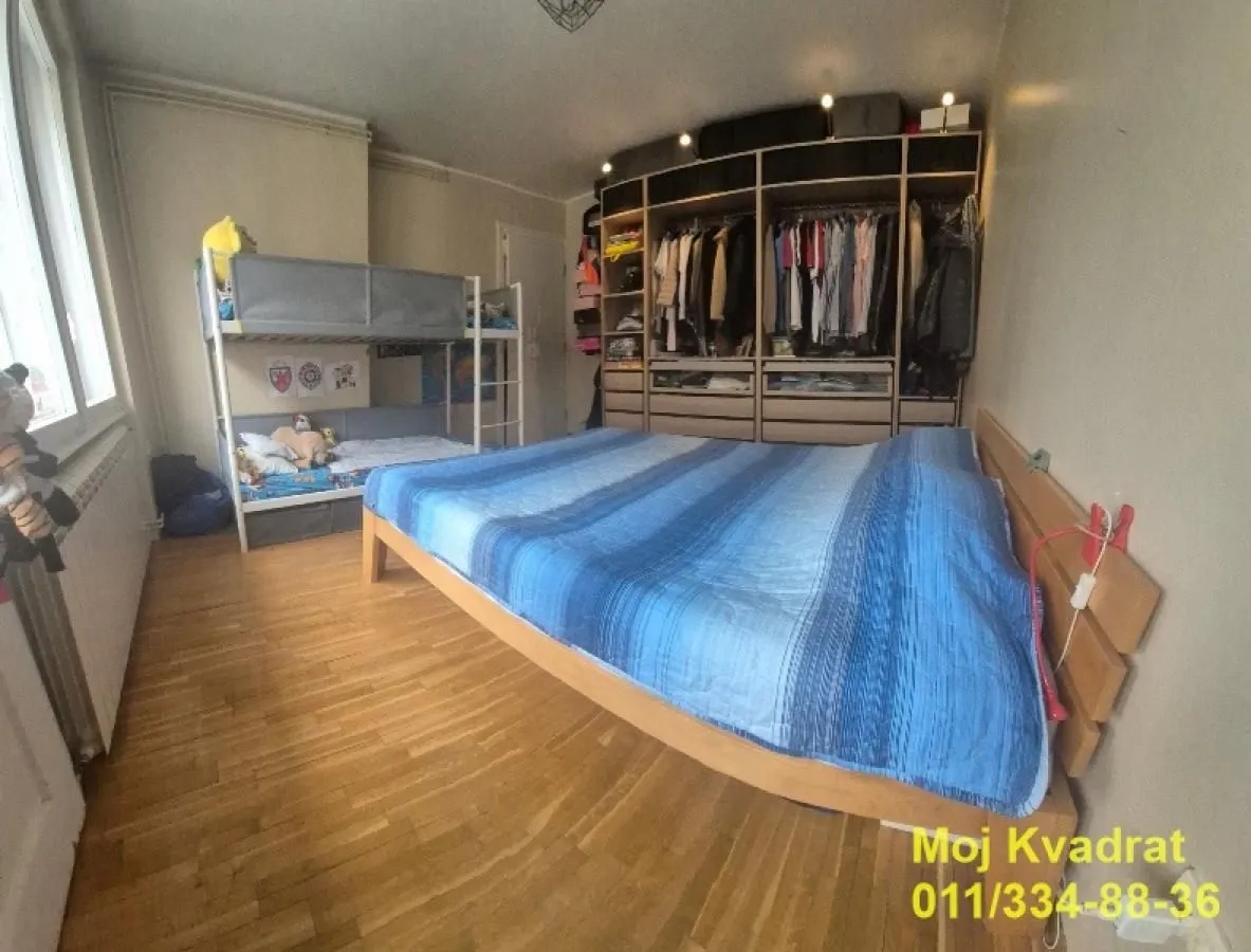 Prodaja, dvosoban stan, 74m², Kalenić Pijaca, Vračar Sve Podlokacije