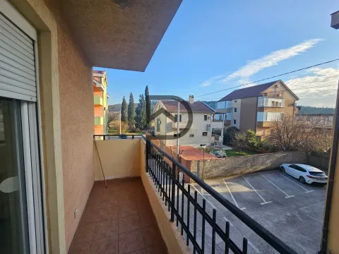 Izdavanje, jednosoban stan, 68m², Zagorič, Podgorica - image 13