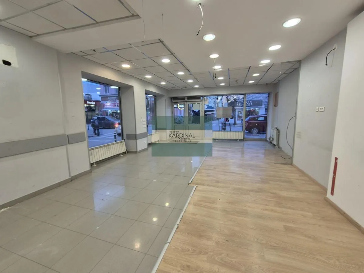 Rent, office space, 326m², Centar, Jagodina