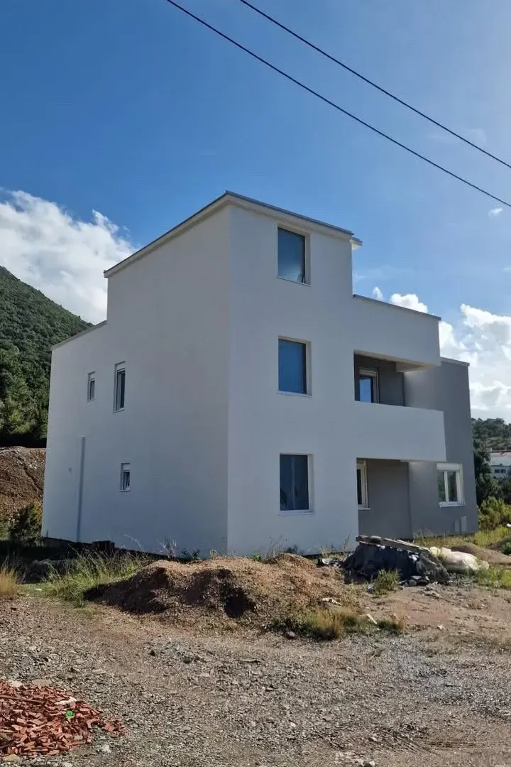 Prodaja, kuća, 450m², Župci, Bar