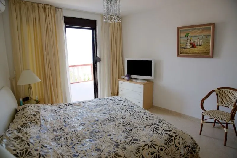 Sale, house, 300m², Dobra Voda, Bar