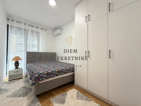 Izdavanje, dvosoban stan, 70m², Stari Aerodrom, Podgorica - image 6