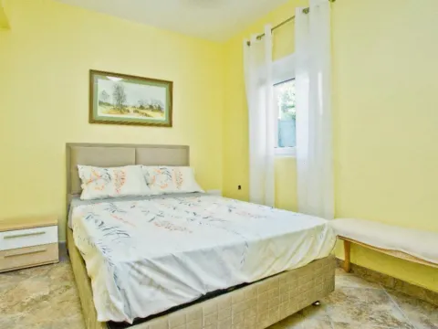 Prodaja, kuća, 200m², Muo, Kotor - image 2