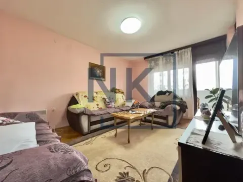 Sale, two bedroom apartment, 76m², Blok 6, Podgorica - image 6