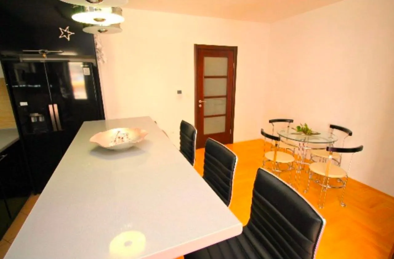 Rent, two bedroom apartment, 90m², Rozino, Budva