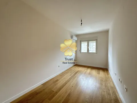 Izdavanje, dvosoban stan, 70m², Central Point, Podgorica - image 7