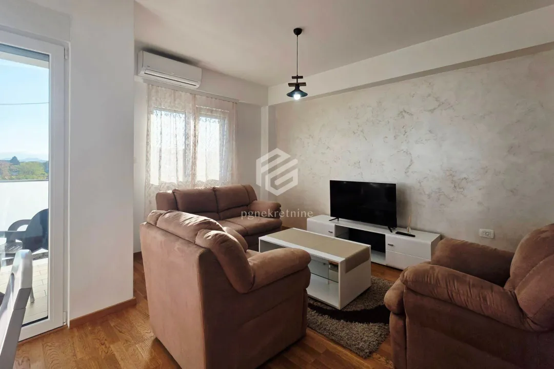 Rent, one bedroom apartment, 51m², Pobrežje, Podgorica
