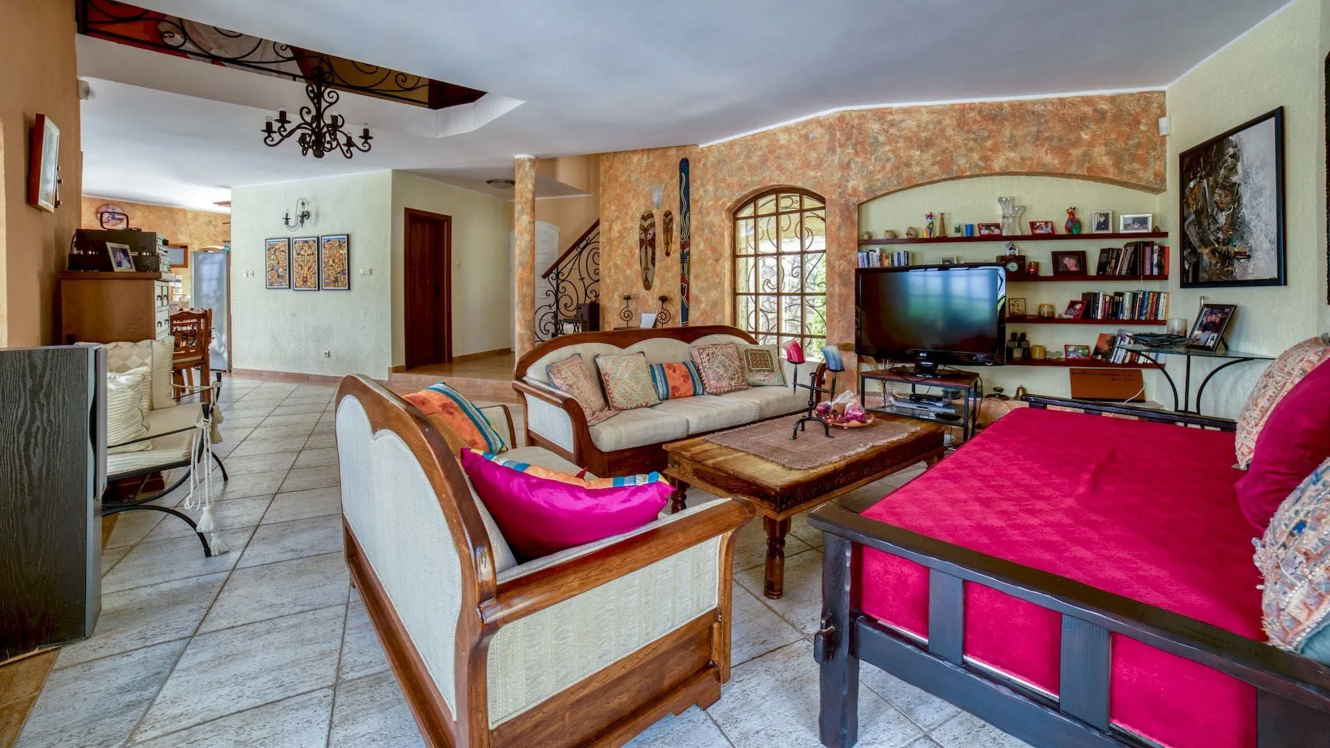Sale, house, 278m², Stoliv, Kotor