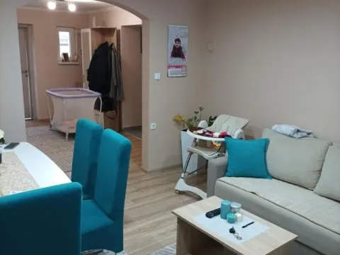 Sale, house, 170m², Beočin, Srbija - image 2