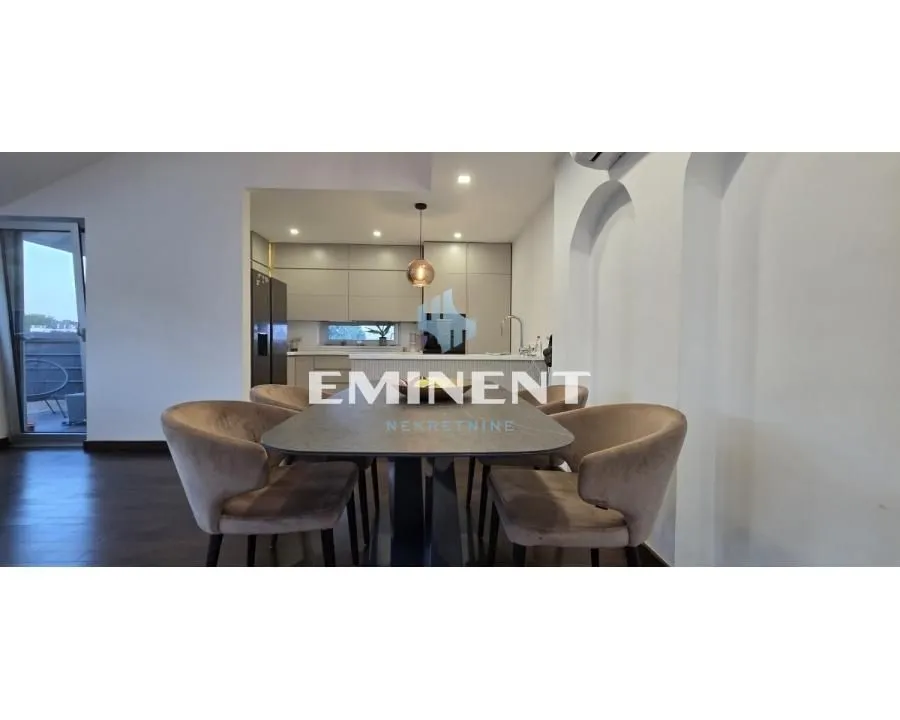 Sale, apartment, 196m², Severni Bulevar, Zvezdara Sve Podlokacije