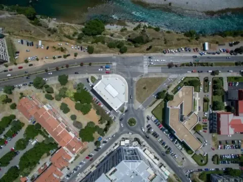 Izdavanje, poslovni prostor, 60m², Preko Morače, Podgorica - image 2