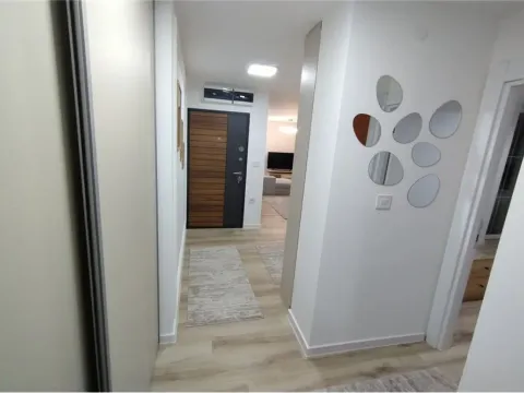 Izdavanje, dvosoban stan, 60m², Niš, Srbija - image 13