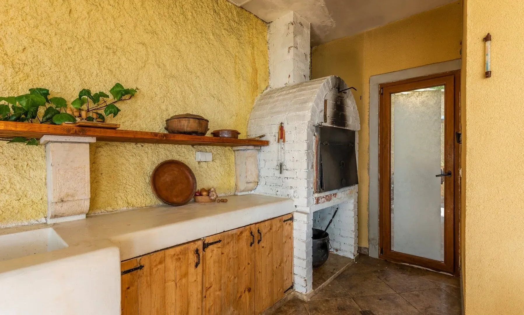 Sale, house, 650m², Kuljače, Budva