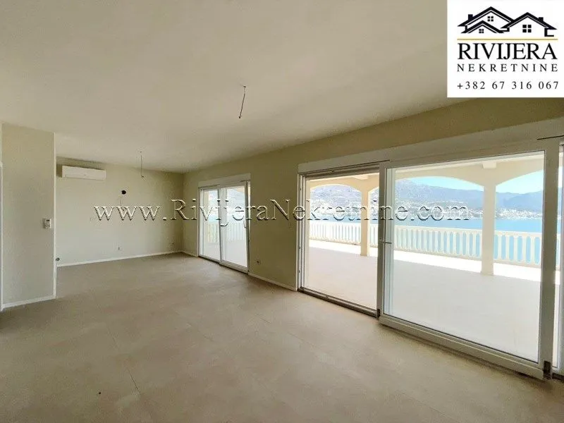 Prodaja, jednosoban stan, 44m², Njivice, Herceg Novi