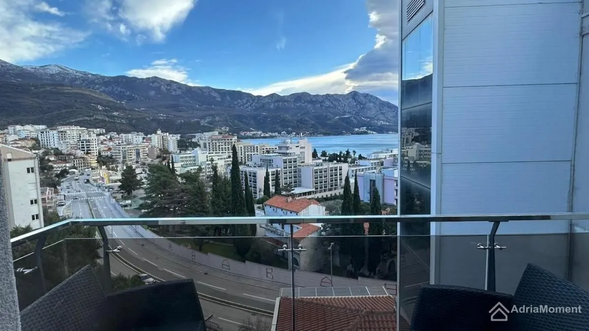 Sale, one bedroom apartment, 53m², Bečići, Budva
