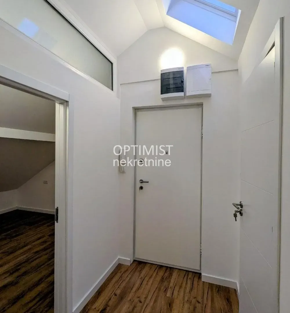 Prodaja, dvosoban stan, 52m², Železnik, Beograd