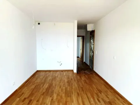 Prodaja, jednosoban stan, 42m², Bečići, Budva - image 3