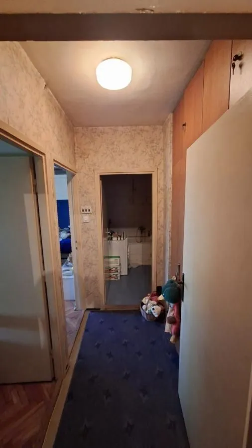 Prodaja, trosoban stan, 79m², Kikinda, Srbija