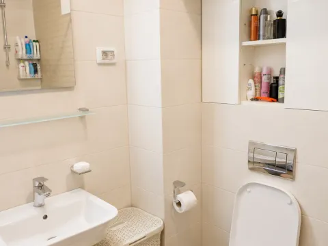 Izdavanje, jednosoban stan, 46m², City Kvart, Podgorica - image 5