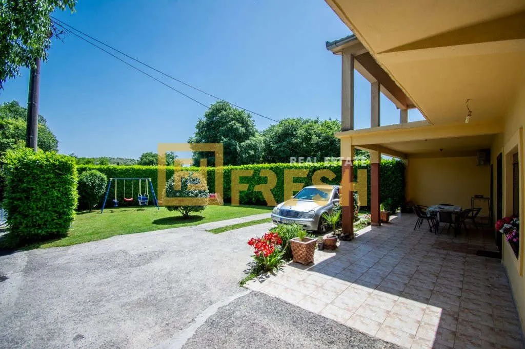 Sale, house, 300m², Donja Gorica, Podgorica