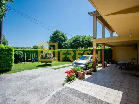 Prodaja, kuća, 300m², Donja Gorica, Podgorica - image 20