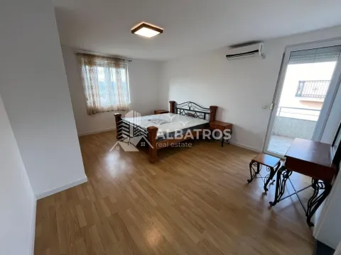 Rent, three bedroom apartment, 135m², Tomba, Bar - image 6