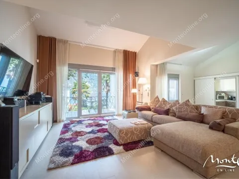 Sale, house, 484m², Stoliv, Kotor - image 30