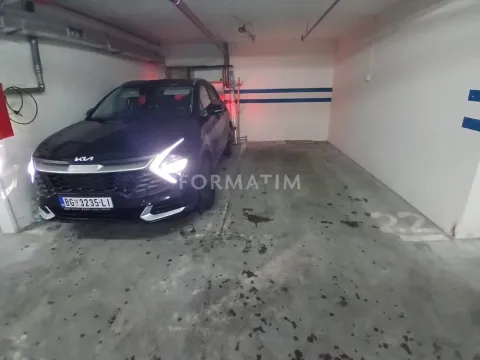 Parking garaža in Stari Grad