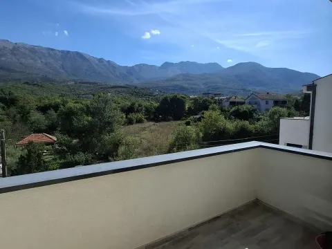 Rent, one bedroom apartment, 45m², Radanovići, Kotor - image 9