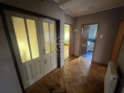 Prodaja, kuća, 112m², Sremska Kamenica, Petrovaradin - image 24