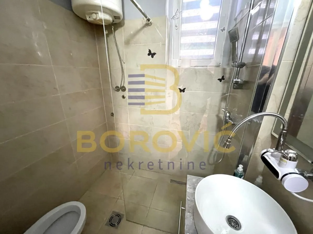 Rent, two bedroom apartment, 50m², Čubura, Beograd