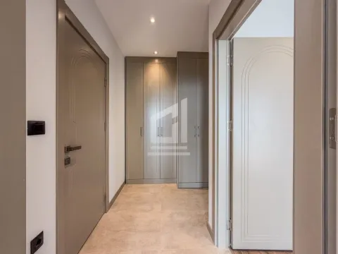 Prodaja, trosoban stan, 93m², Centar, Budva - image 17
