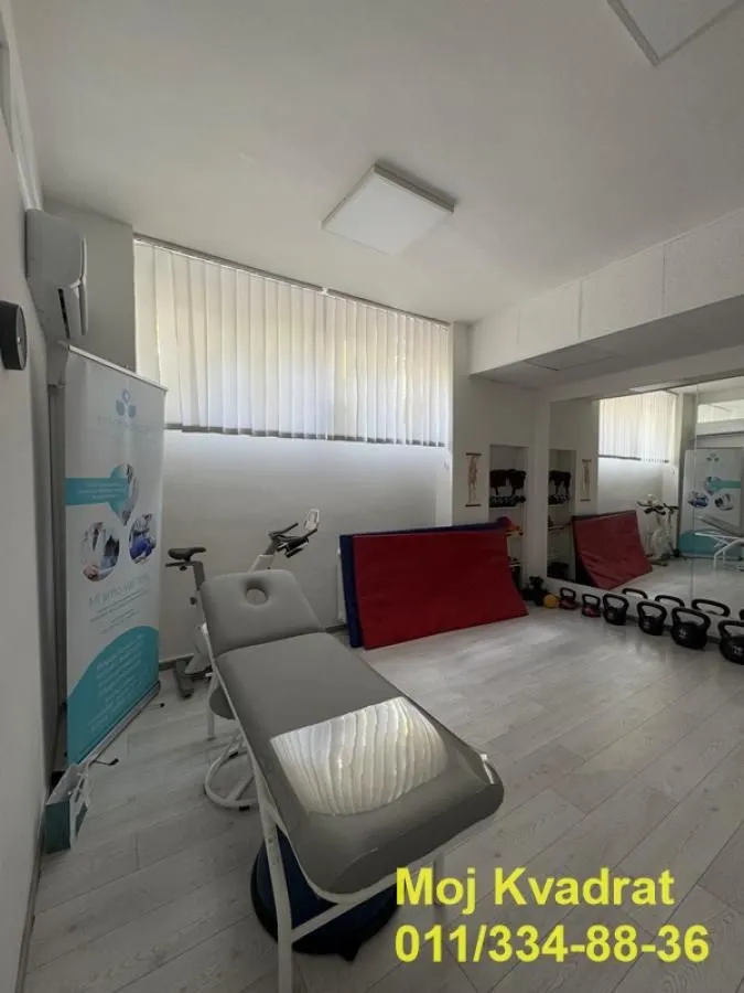 Rent, office space, 136m², Banovo Brdo, Beograd