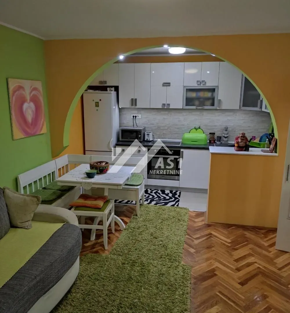 Rent, three bedroom apartment, 60m², Železnička Stanica, Novi Sad Sve Podlokacije