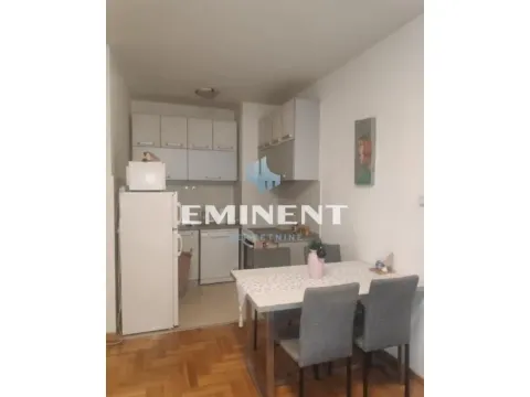Izdavanje, dvosoban stan, 46m², Tašmajdan, Palilula Sve Podlokacije - image 5