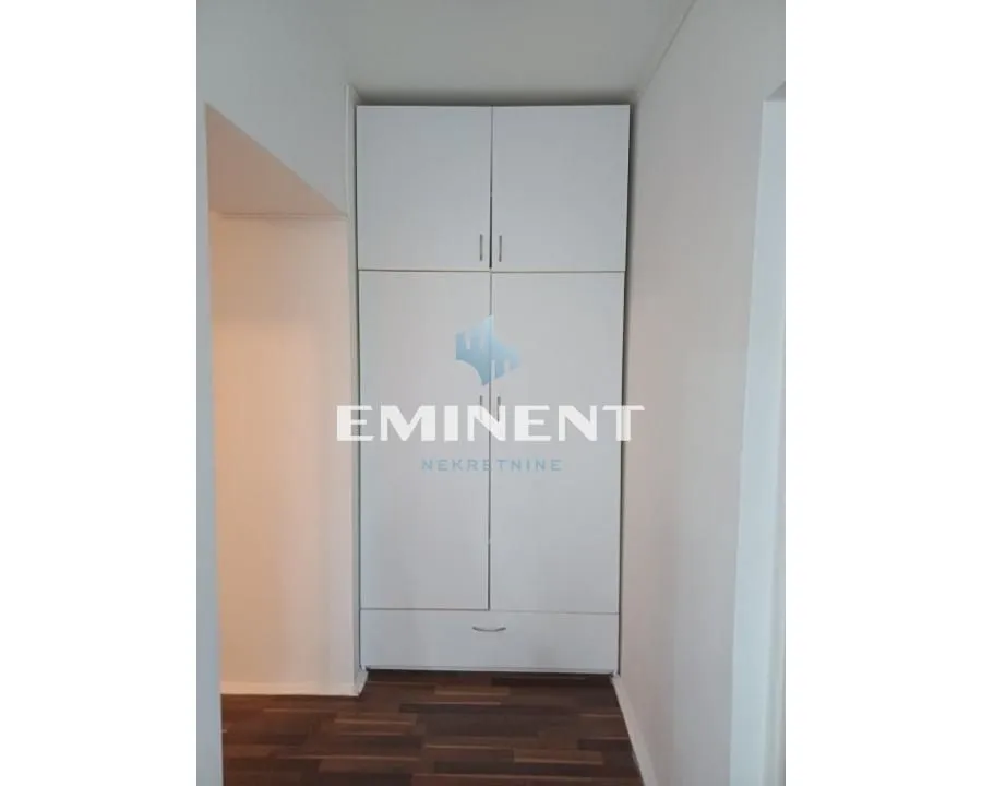 Rent, two bedroom apartment, 41m², Čubura, Beograd