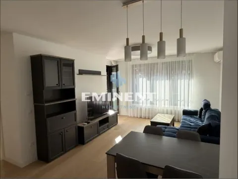 Izdavanje, dvosoban stan, 52m², Stari Grad, Beograd - image 1