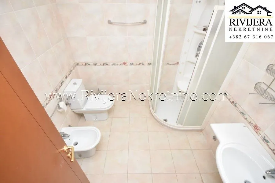Prodaja, trosoban stan, 263m², Centar, Herceg Novi