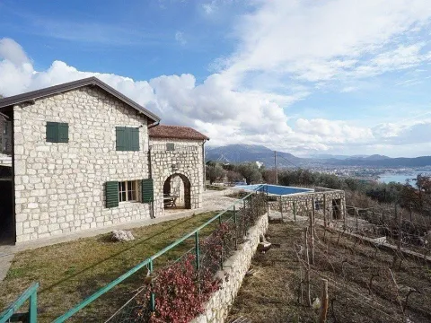 Prodaja, kuća, 400m², Šušanj, Bar - image 2