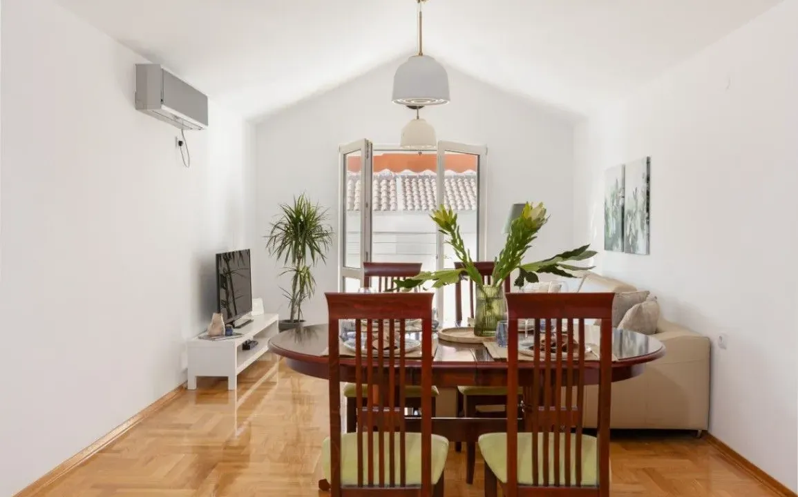 Prodaja, dvosoban stan, 62m², Seljanovo, Tivat