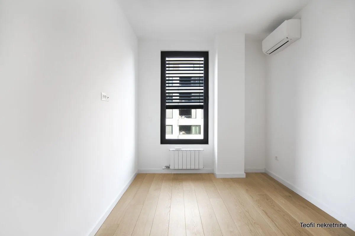 Izdavanje, četvorosoban stan, 122m², Stari Grad, Beograd
