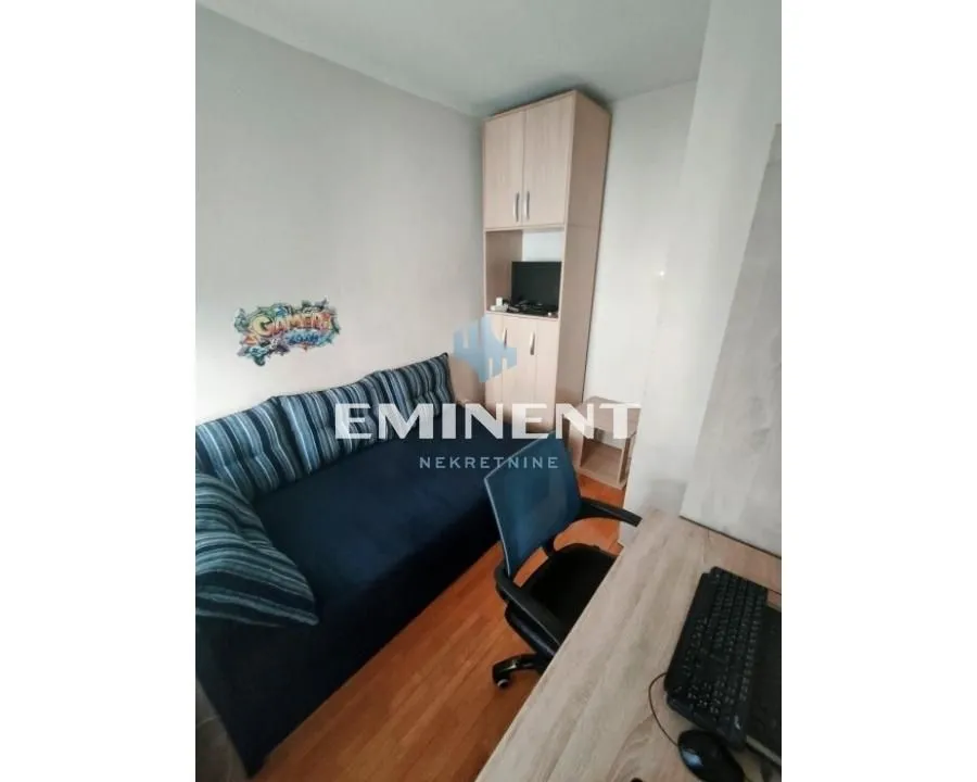 Rent, three bedroom apartment, 58m², Novi Beograd Blok 72, Novi Beograd Sve Podlokacije