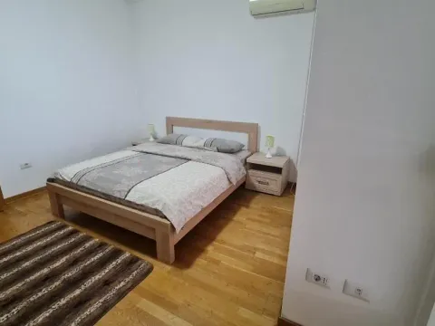 Rent, two bedroom apartment, 68m², City Kvart, Podgorica - image 6